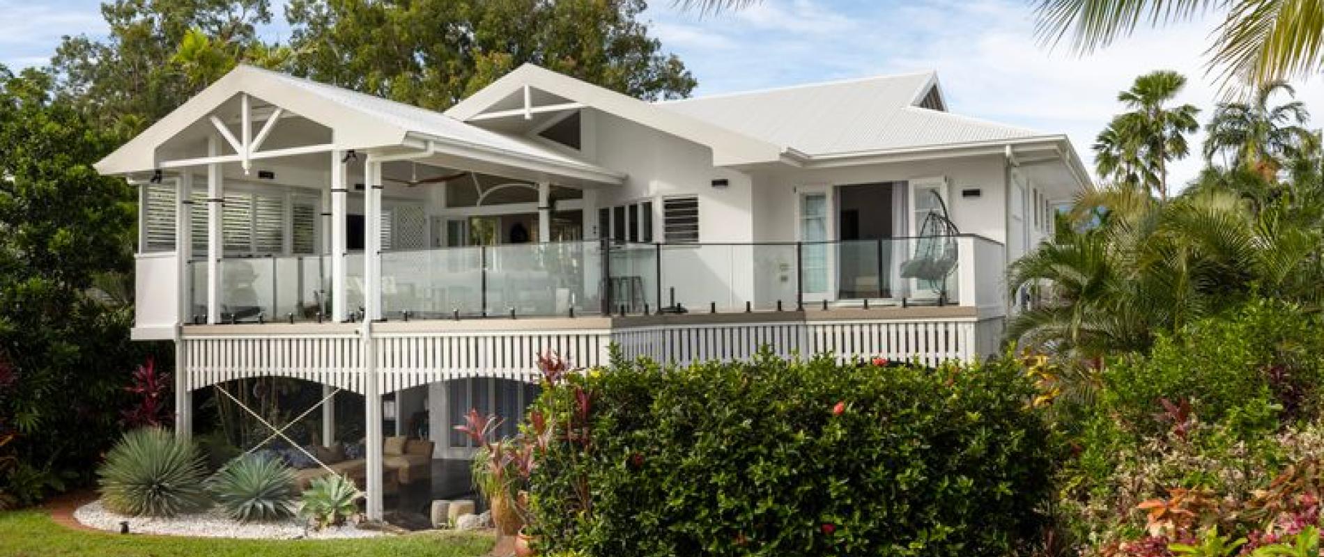 Cairns House, Holloways Beach - COLORBOND® steel 60th Anniversary featured home