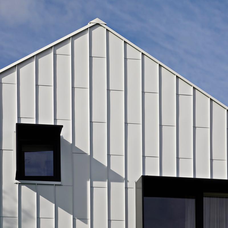 The Block 2023 - East Hampton Clad in COLORBOND® steel in colour Dover White™