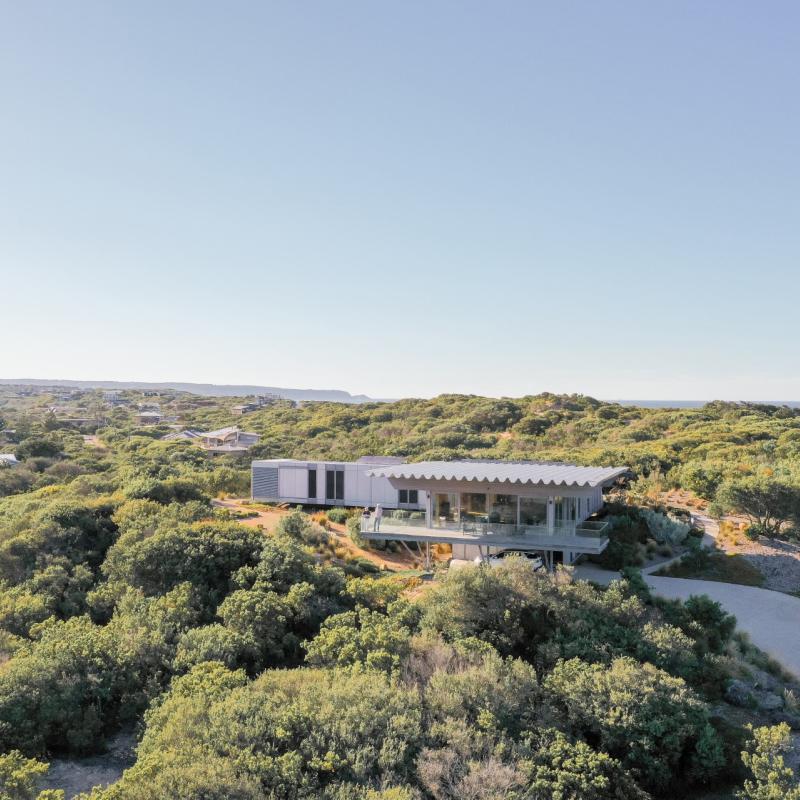 Dune House - COLORBOND® steel 60th Anniversary featured home